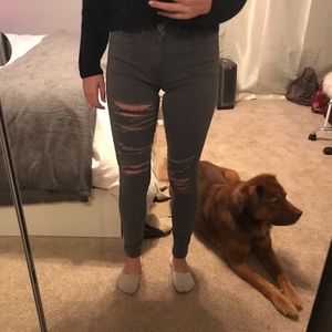 AEO grey ripped jeans